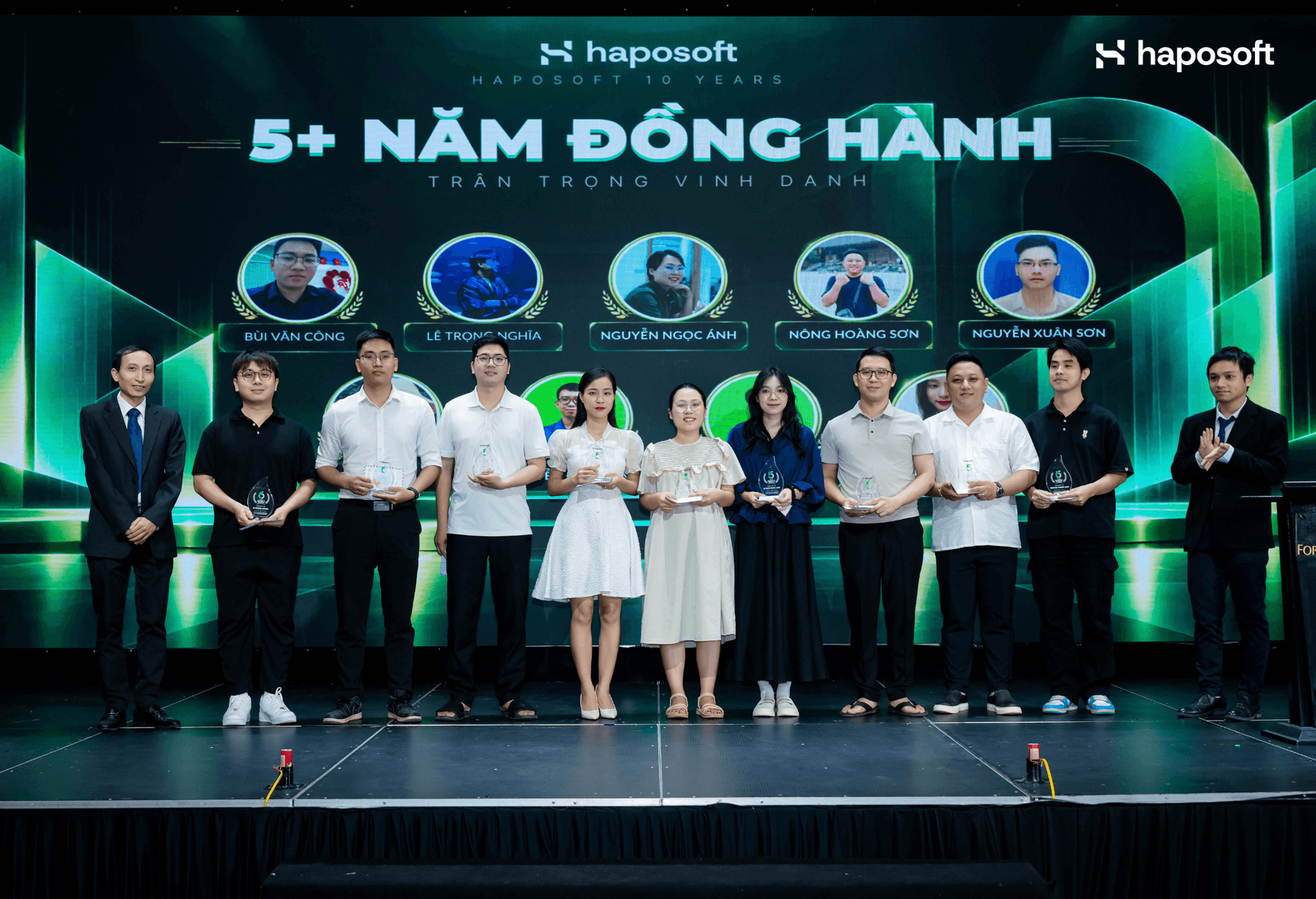 Tri ân cán bộ nhân viên